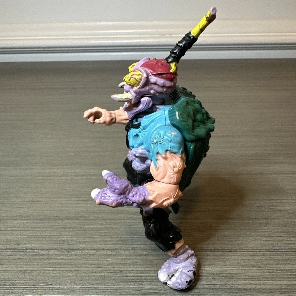 Vintage 1990 Scumbug Teenage Mutant Ninja Turtles TMNT Playmates Figure Villain